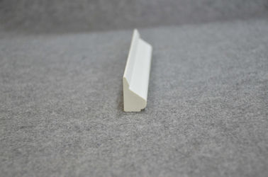 ভালো দাম অভ্যন্তরীণ দেয়ালের জন্য 28mm X 17mm বেস ক্যাপ শীট পিভিসি ট্রিম ছাঁচনির্মাণ অনলাইন