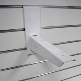 ভালো দাম মসৃণ সংগ্রহস্থল MDF বোর্ড / PVC প্লাস্টিক Slatwall প্রদর্শন রাক অনলাইন